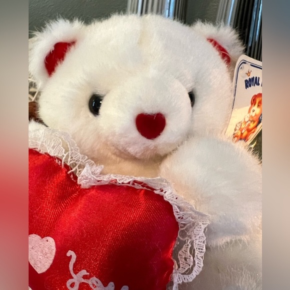 Royal Plush I Love You Heart Bear with White Lace ~ 6” of Cuteness ❤️ Vintage 🧸 - Picture 9 of 16